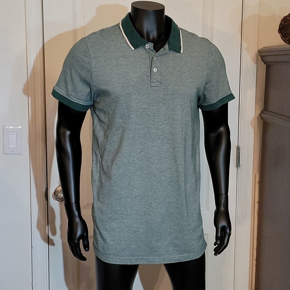 MEN'S SIMPLY STYLED POLOS SHIRT - Picture 3 of 10